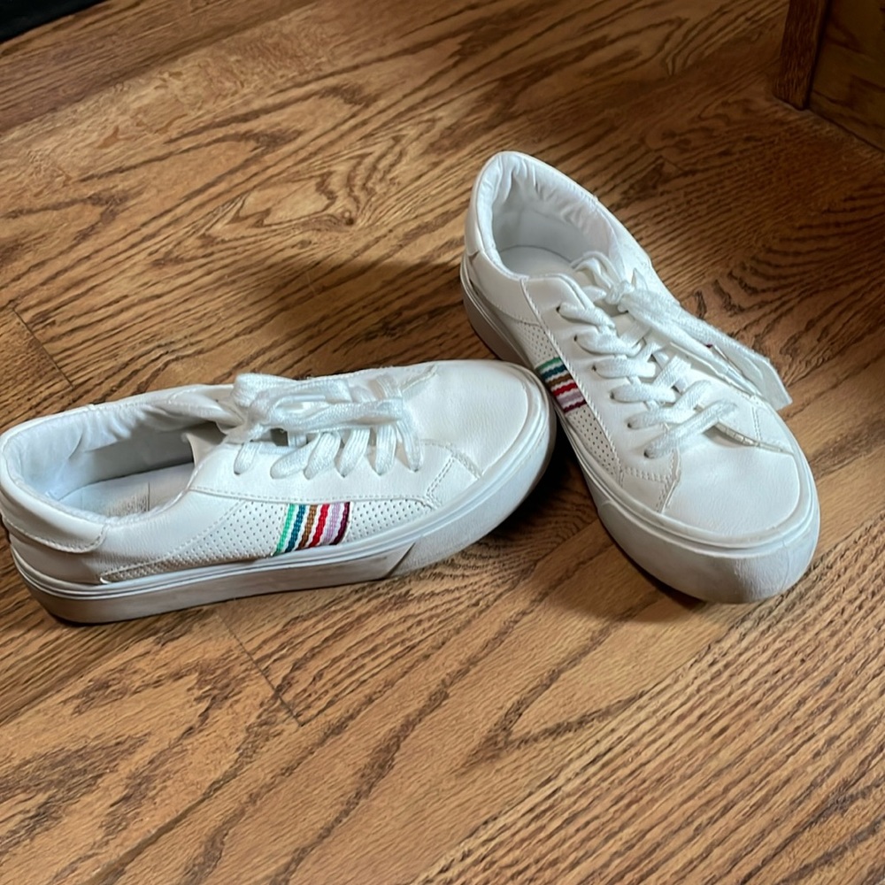 Madden girl sneakers